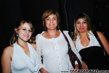 Atores, moda, dança e música no Colinas Fashion Show