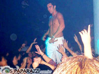 Quartas Intenções - Only for Girls / Deep Live Music - 25/05/2005 / Mogi das Cruzes - SP