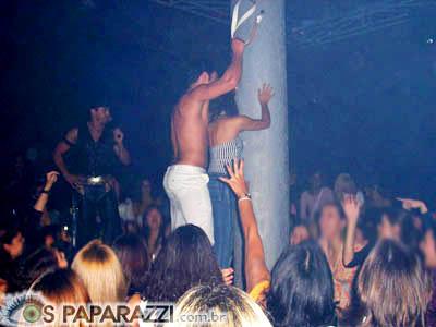 Quartas Intenções - Only for Girls / Deep Live Music - 25/05/2005 / Mogi das Cruzes - SP