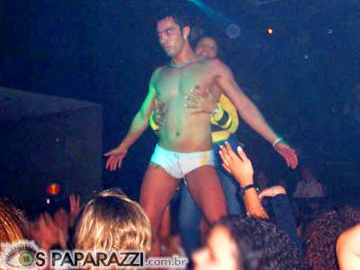 Quartas Intenções - Only for Girls / Deep Live Music - 25/05/2005 / Mogi das Cruzes - SP