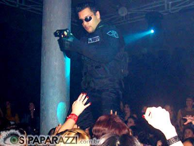 Quartas Intenções - Only for Girls / Deep Live Music - 25/05/2005 / Mogi das Cruzes - SP