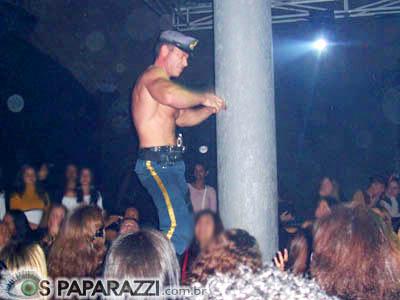 Quartas Intenções - Only for Girls / Deep Live Music - 25/05/2005 / Mogi das Cruzes - SP