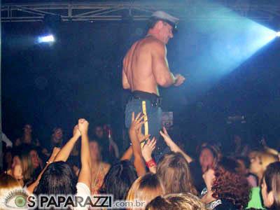 Quartas Intenções - Only for Girls / Deep Live Music - 25/05/2005 / Mogi das Cruzes - SP