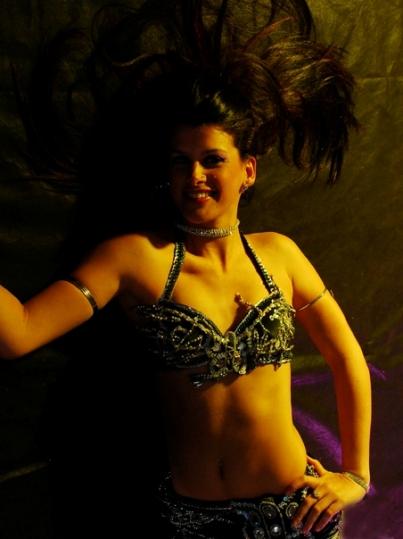 Lindas bailarinas esperam por você nesta quarta-feira em São José