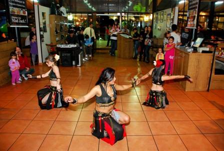 Cia Mahasin faz apresentação de Danças Árabes em São José