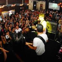 Roger do Ultraje a Rigor canta na Thai Live and Band