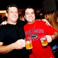 Sertanejo de Elite sacode o Bar da Vila em Jacareí