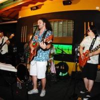 Sertanejo de Elite sacode o Bar da Vila em Jacareí