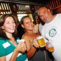 Sertanejo de Elite sacode o Bar da Vila em Jacareí
