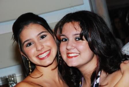 Rafaela Delgado é presenteada pelos Pais com linda Festa de 15 anos