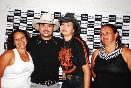 Estância Sertaneja inicia 2010 com Edson