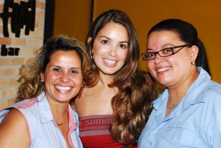 Colunista Social faz Festa de Aniversário em O Funil