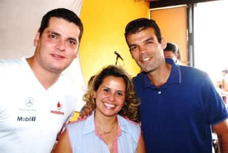 Colunista Social faz Festa de Aniversário em O Funil