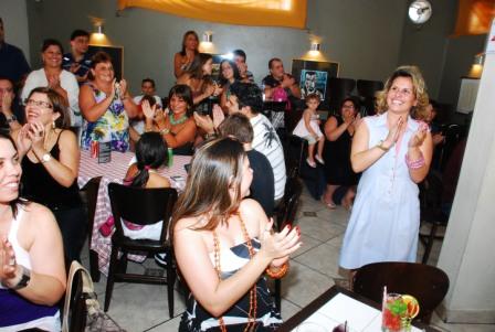 Colunista Social faz Festa de Aniversário em O Funil