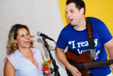 Colunista Social faz Festa de Aniversário em O Funil