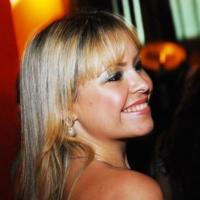 Stefano Amed coloca a galera para sambar nos 3 anos do Bar da Vila