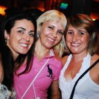 Stefano Amed coloca a galera para sambar nos 3 anos do Bar da Vila