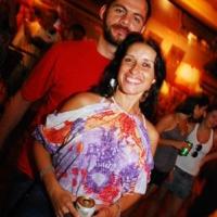Stefano Amed coloca a galera para sambar nos 3 anos do Bar da Vila