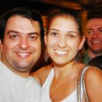 Stefano Amed coloca a galera para sambar nos 3 anos do Bar da Vila