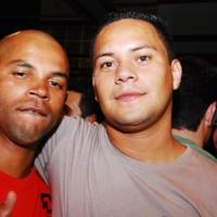 Stefano Amed coloca a galera para sambar nos 3 anos do Bar da Vila