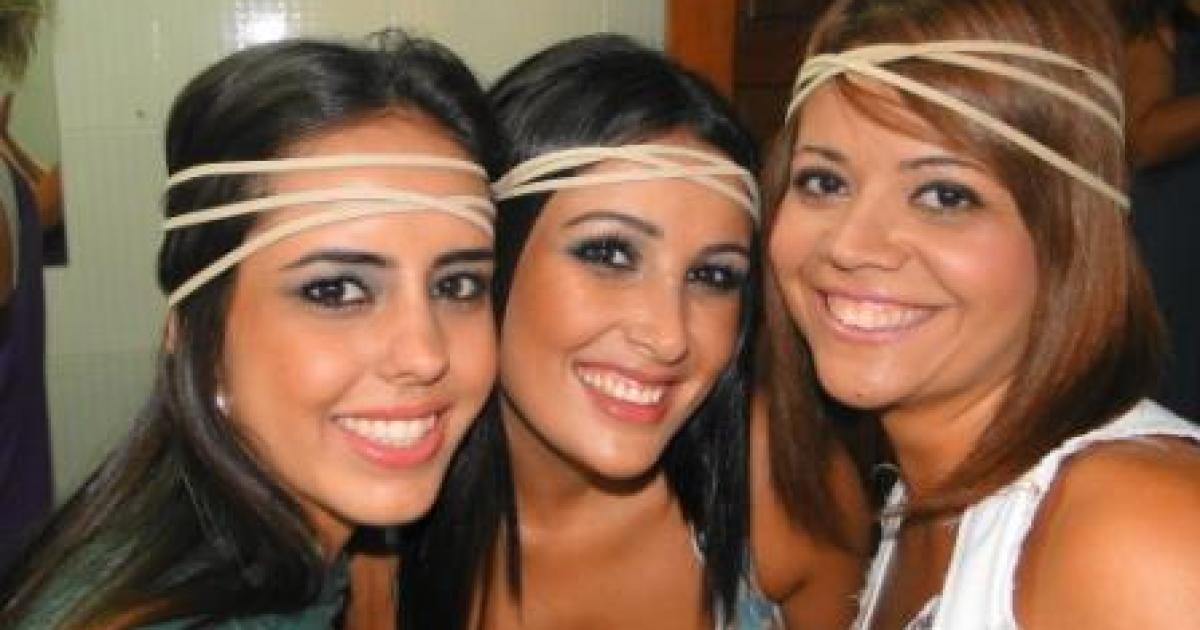 Kezia Loja promove desfile na Fazenda São Bento em São José