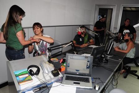 OsPaparazzi faz 5 anos e comemora na Stereo Vale