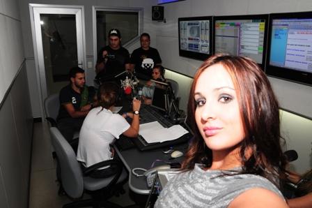 OsPaparazzi faz 5 anos e comemora na Stereo Vale