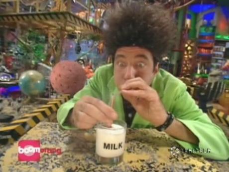 Beakman's World (O Mundo de Beakman no Brasil) foi um programa educativo de TV estrelado pelo ator americano Paul Zaloom no papel do Professor Beakman.