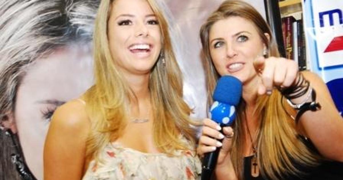 Mais fotos da Fernanda Cardoso do BBB10 em noite de autógrafos