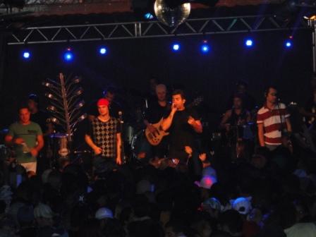 Grupo Nuwance se apresenta na Villa Sertaneja em São José
