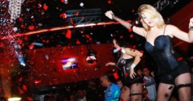 Gatas dançam sedutoramente ao som da Divine Girls na Nud Cabaret (Foto: Gilberto Freitas / OsPaparazzi)