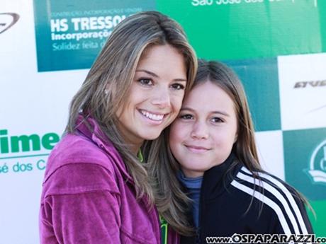 Ex-BBB Fernanda Cardoso participa da Unimed Run em São José