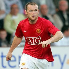 Rooney é a bola da vez