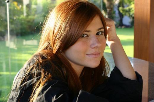 Mariah Rocha: Biografia da atriz, apresentadora e mamãe