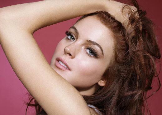 Lindsay Lohan, a amante de Samantha e rival de Hilary Duff