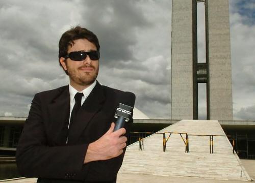 Danilo Gentili, o repórter inexperiente do CQC