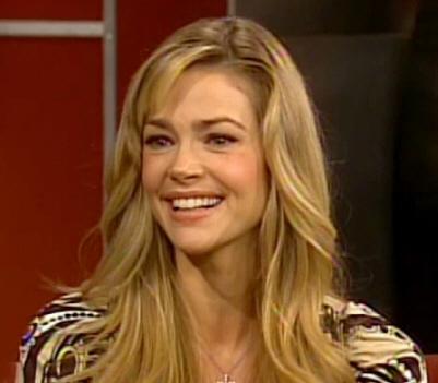 Denise Richards foi casada com o ator Charlie Sheen