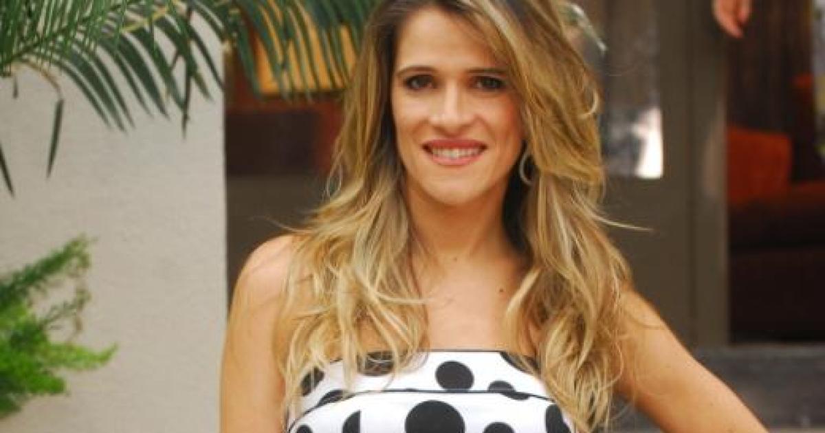 Ingrid Guimarães está Batendo Ponto e De Pernas Pro Ar