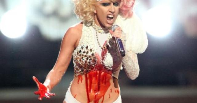 Música Born This Way, de Lady Gaga, bate recorde de Taylor Swift no iTunes