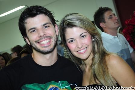 Kelly Maria e Jonas Almeida, do Vanguarda Mix, na Coluna Social de OsPaparazzi