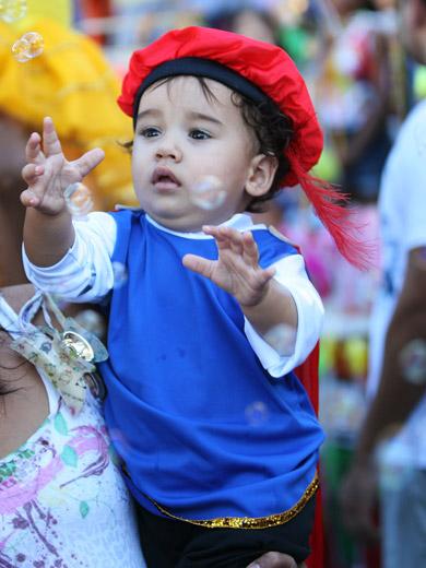 criança feliz