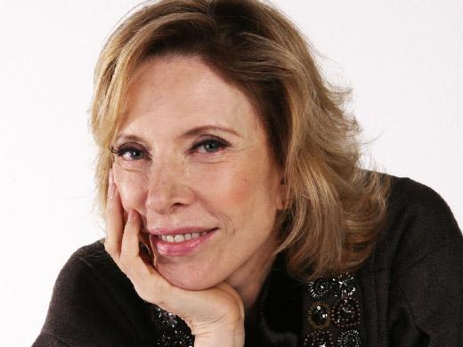 Marília Gabriela alem de jornalista é atriz, cantora, apresentadora e escritora