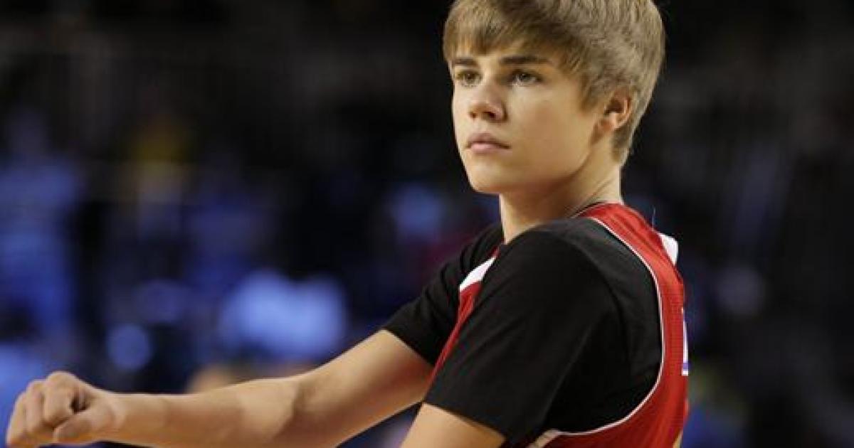 justin bieber brasil criança esperança
