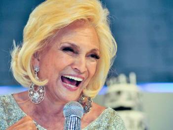 Hebe Camargo, estrela da TV