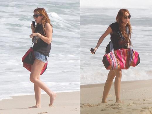 Miley Cyrus curte praia no Rio de Janeiro