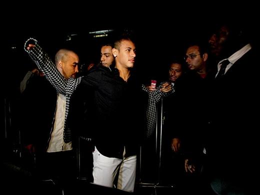 Neymar estiloso na Festa do Campeonato Paulista de 2011