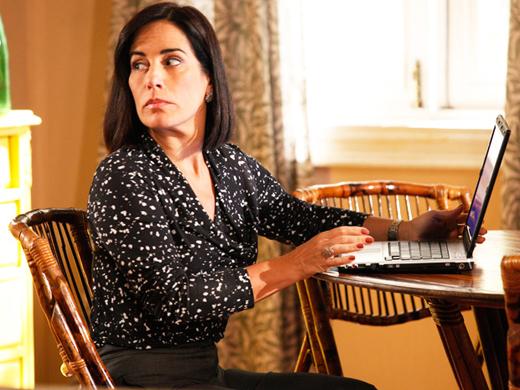 Norma, interpretada por Glória Pires, vai terminar a novela Insensato Coração com vingança; será que ela vai ter sua torcida?