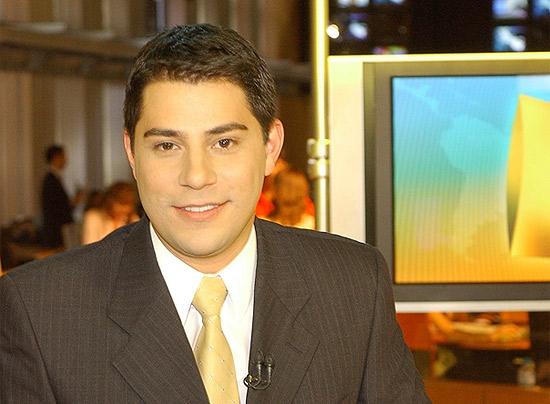 Evaristo Costa na bancada do Jornal Hoje da TV Globo (Foto: TV Globo)