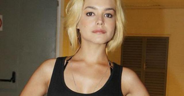 thaís fersoza loira
