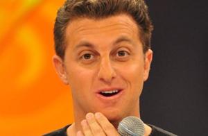 Aniversário de 40 anos de Luciano Huck contou com a presença de Emílio Surita e Marcos Chiesa no Caldeirão do Huck